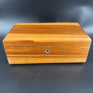 Vintage Lane Salesman Sample Wood Cedar Chest Exchange Furniture Co Lebanon Tenn